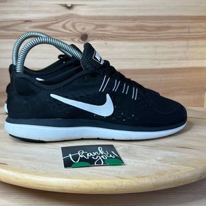 Nike Flex RN Black & White Athletic Running Shoes Women’s Size 6.5